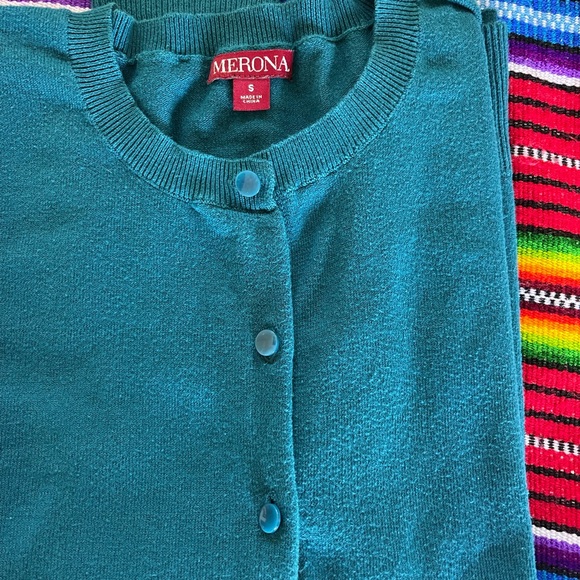 Long sleeve button up sweater. Size S Color Small - Picture 6 of 9